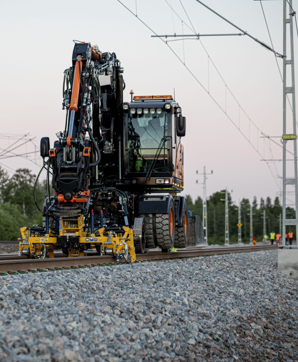 Rosenqvist Rail CD300 IQ